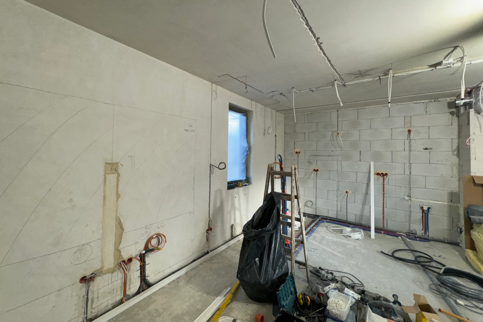 Przeróbki instalacji elektrycznej w stanie deweloperskim – Kraków